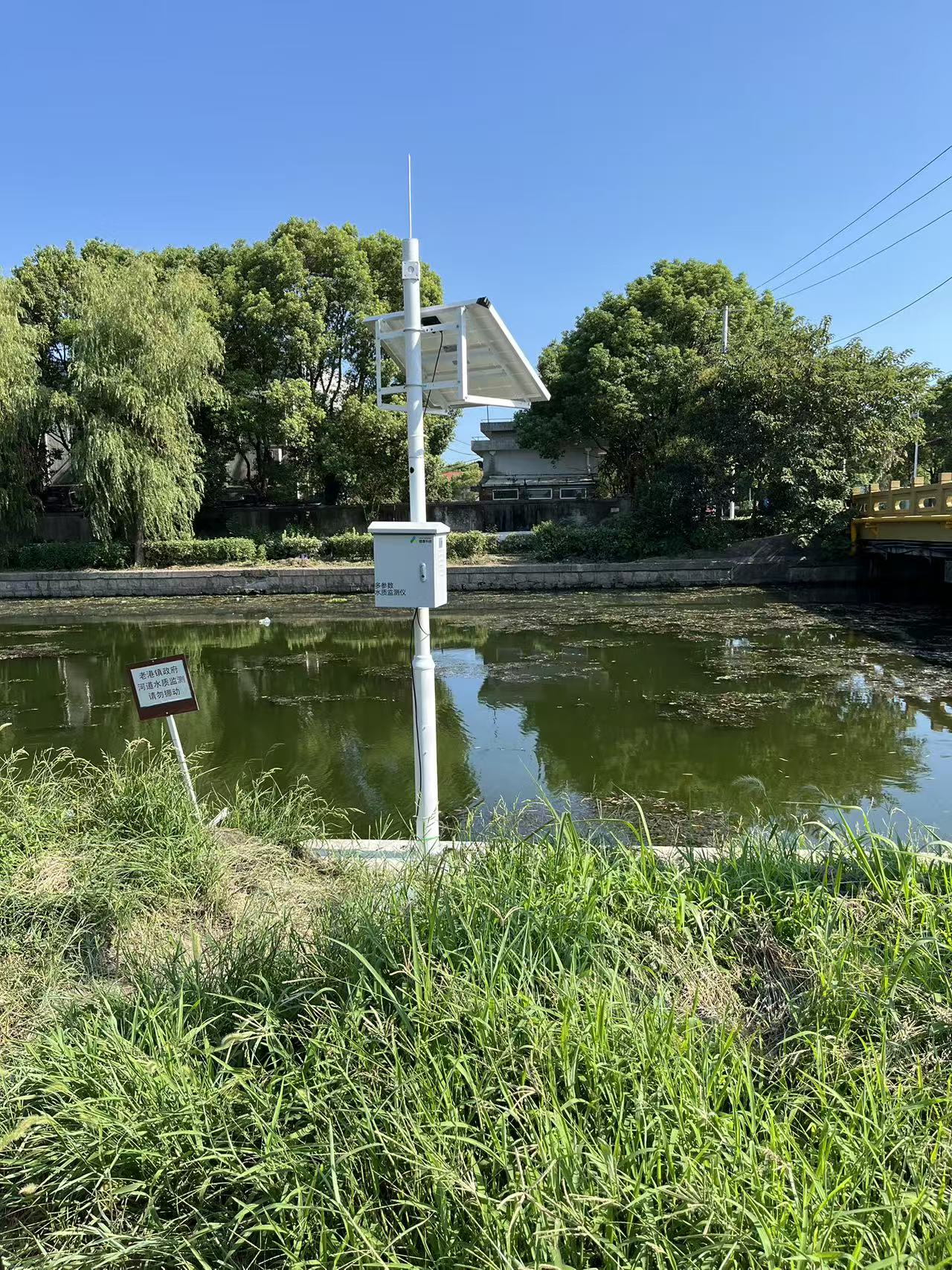 立桿.jpg 立桿.jpg