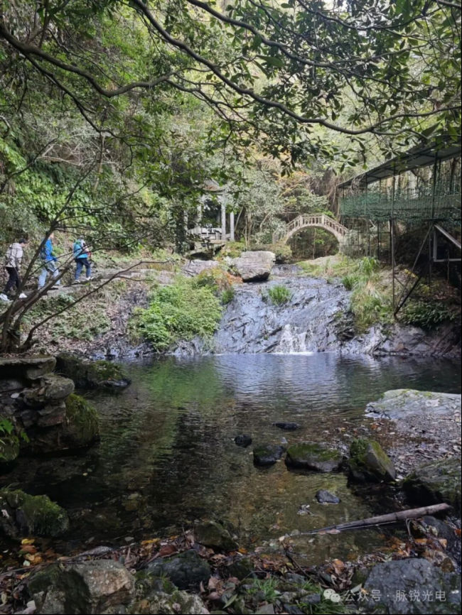 wps27.png 2025年秋季团建回顾|走进宁国山水,共筑团队力量